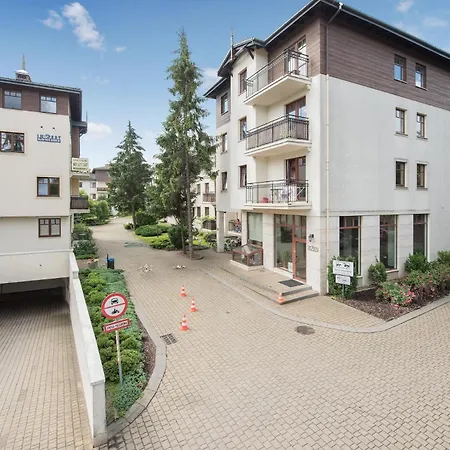 Apartment Karlikowski Mlyn 2 - By Grand *